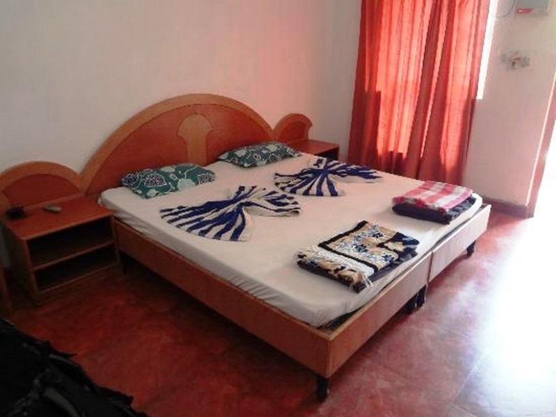Anjuna Beach Resort Bagian luar foto